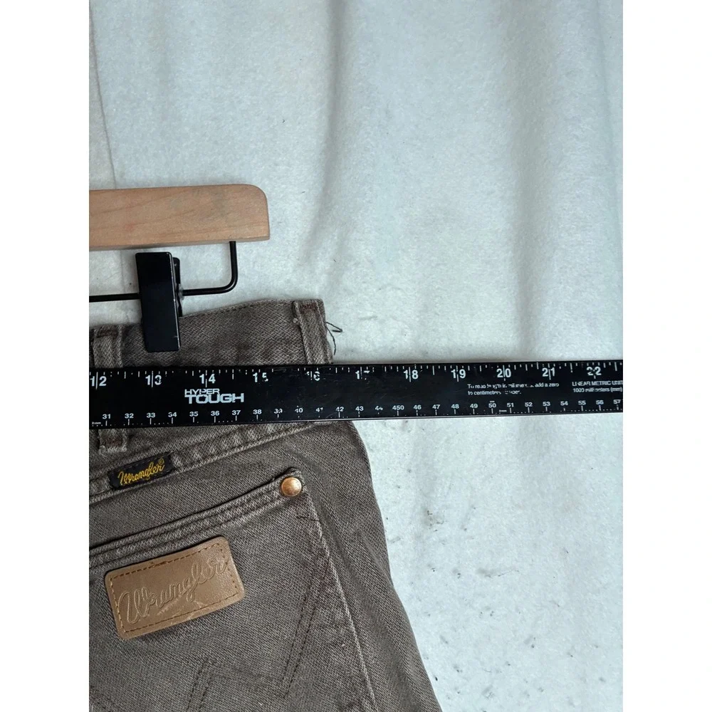 Vintage Wrangler 13MWZTN Brown‎ Jeans Mens 32x33 Distressed Made in USA Workwear